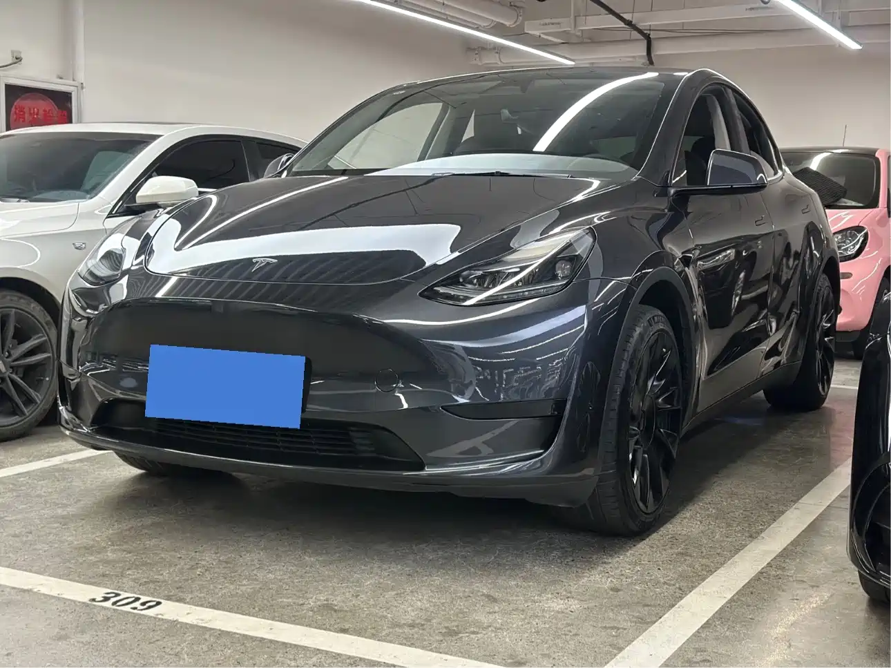 Фото 1 - Tesla Model Y