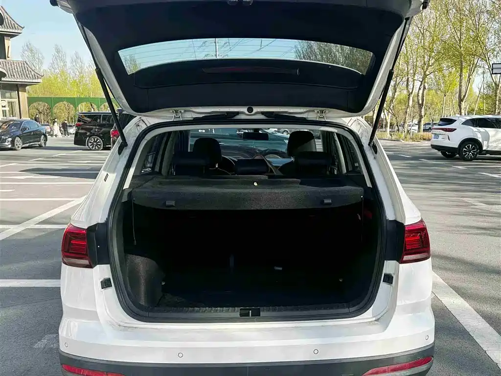 Volkswagen Tharu 2021 280TSI 2WD Luxury Plus фото 16