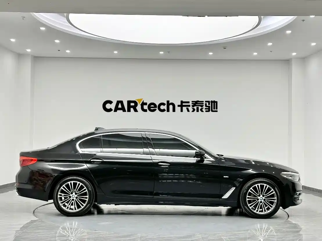 BMW 5 Series 2018 Facelift 530Li Exclusive Luxury Package фото 4