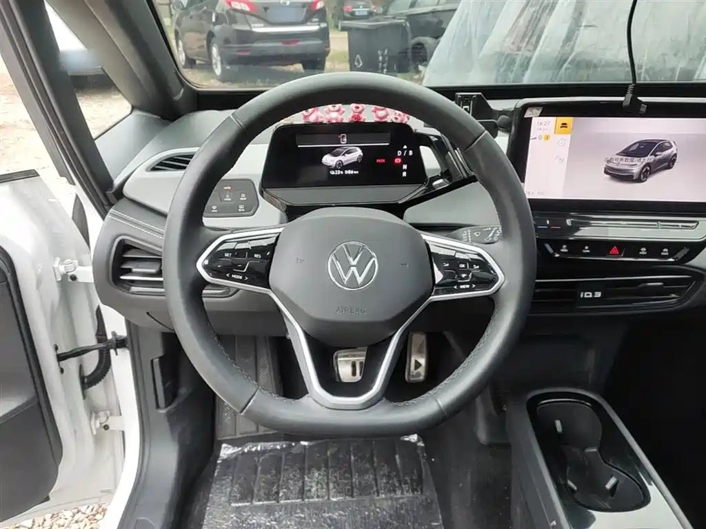 Volkswagen ID.3 2024 Outstanding Edition фото 11