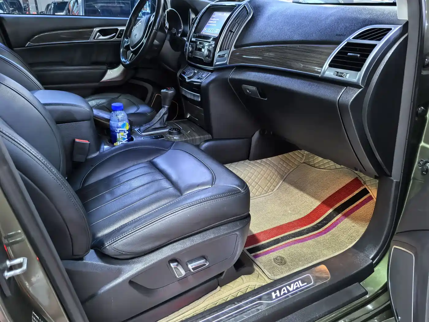 Haval H9 2015 2.0T 4WD Luxury 7-Seater фото 12