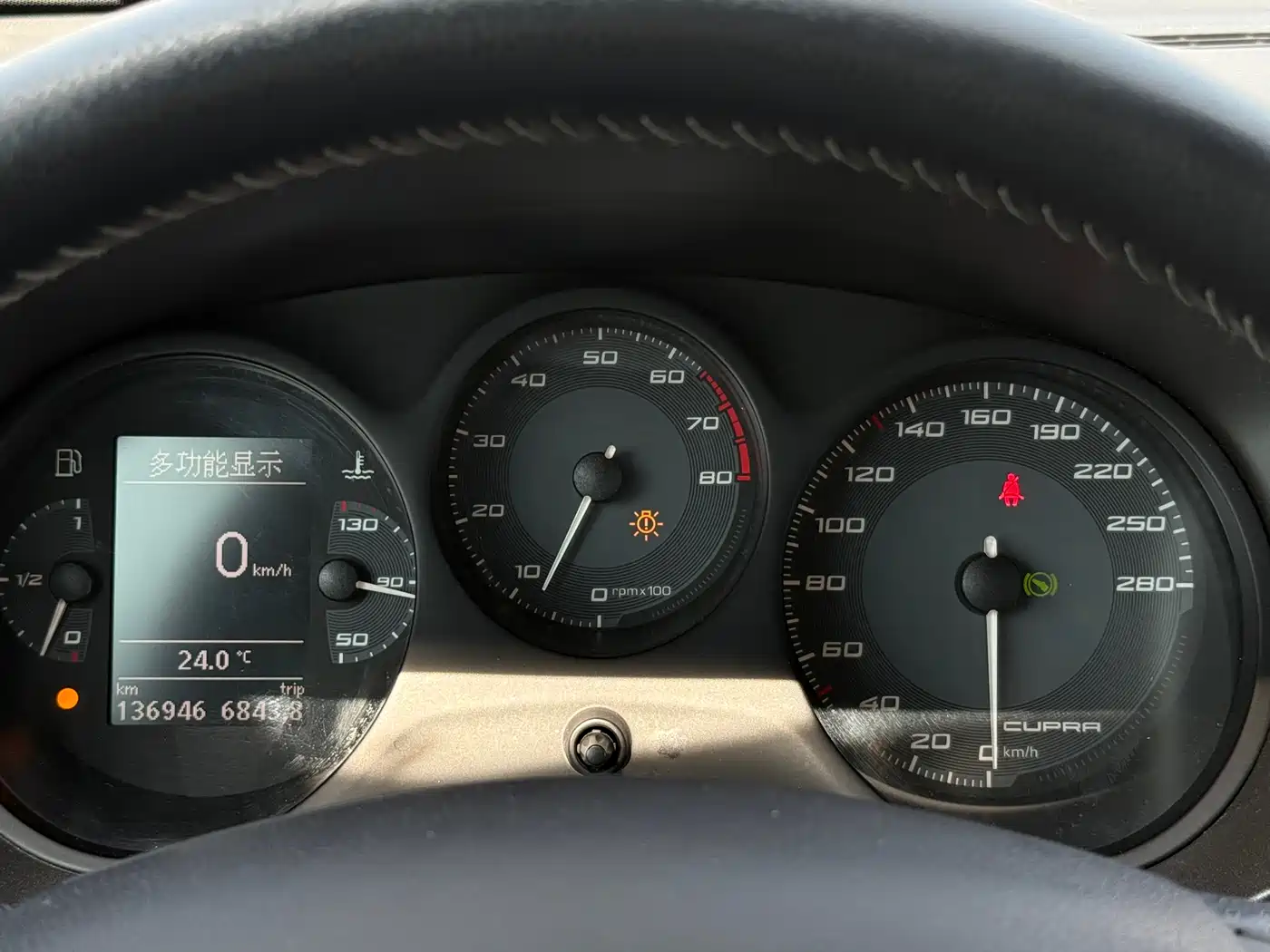 SEAT LEON 2012 2.0TSI CUPRA фото 11