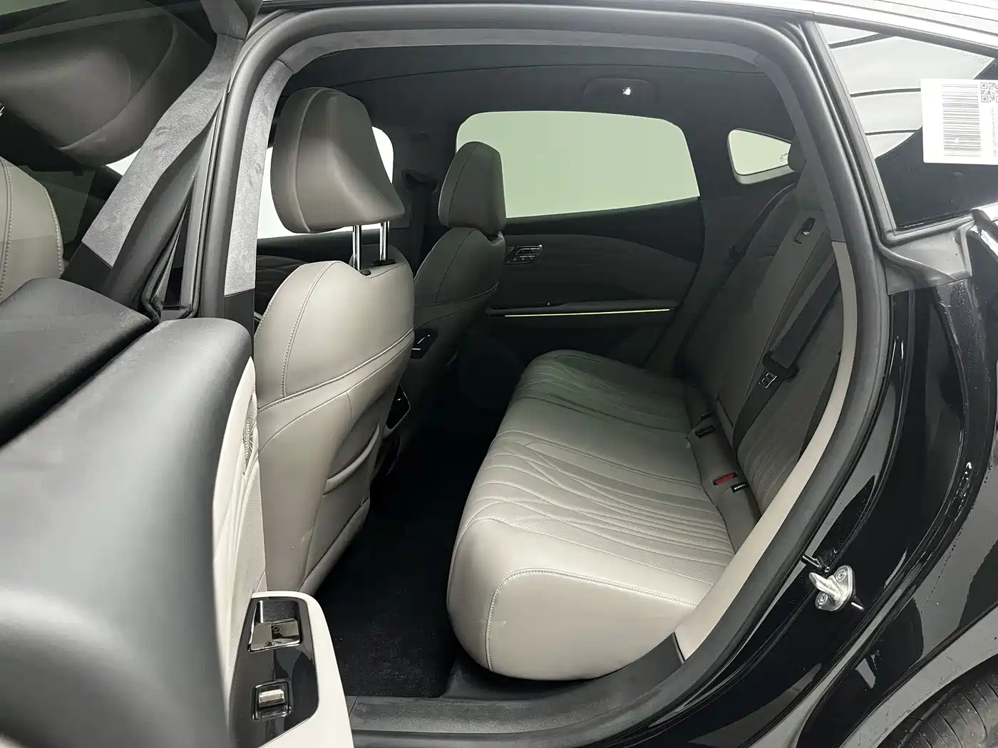 Geely Galaxy Galaxy Xingyao 8 2025 130km EM-P Starship Edition фото 18