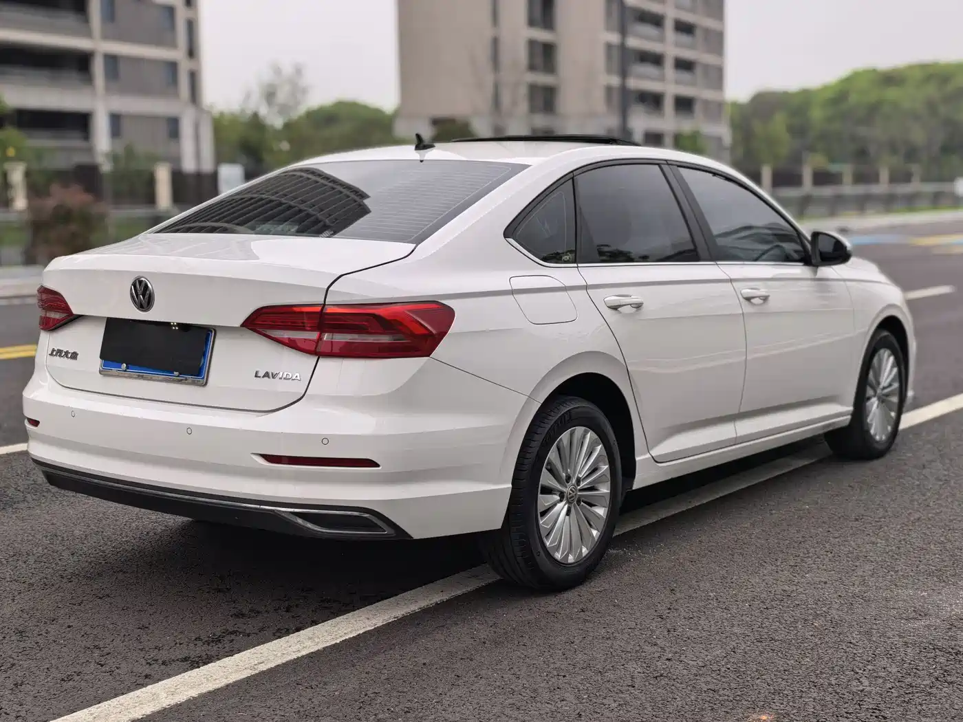 Volkswagen Lavida 2019 1.5L Automatic Comfort Edition China VI фото 7