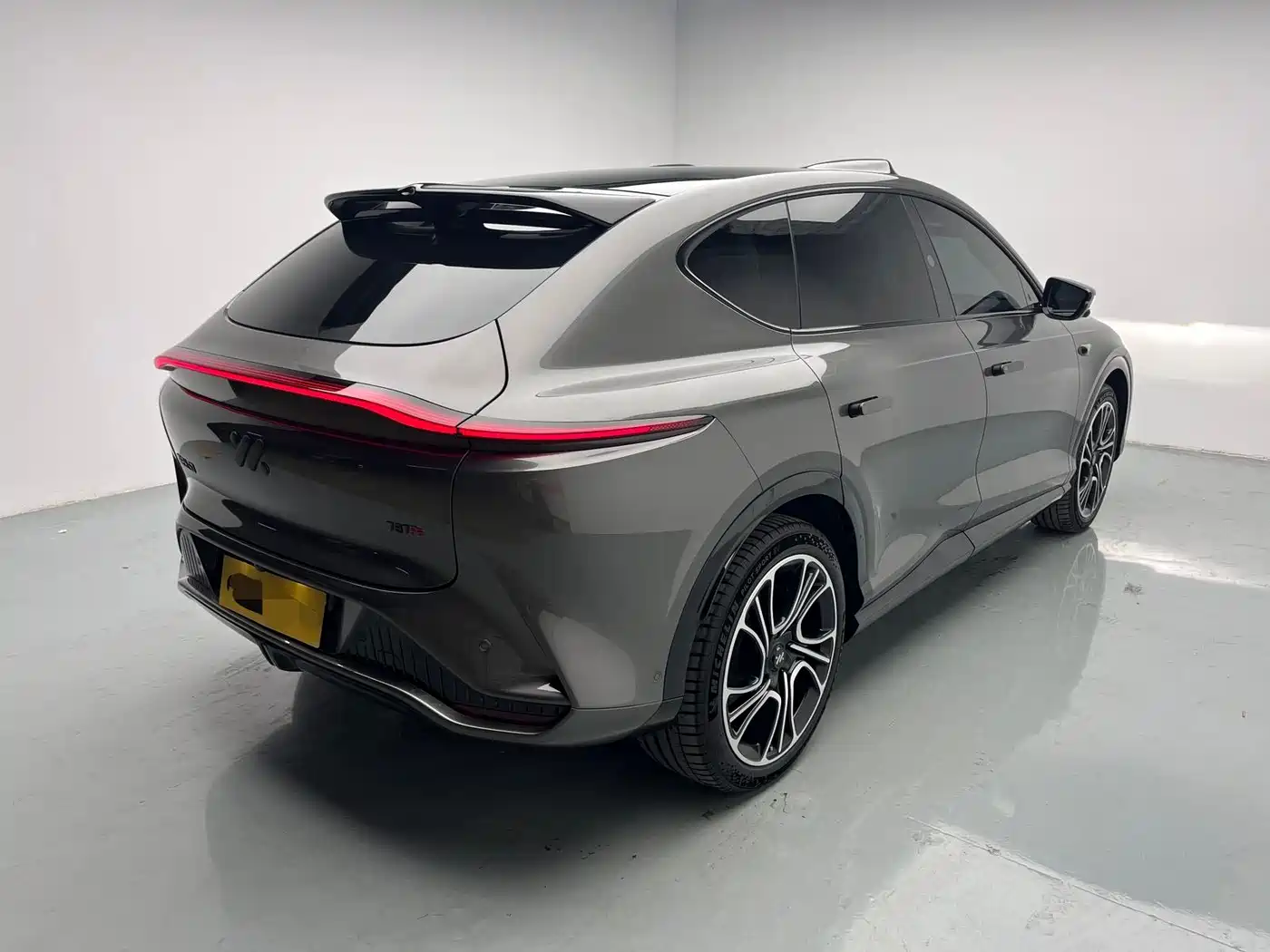 2025 IM Motors IM LS7