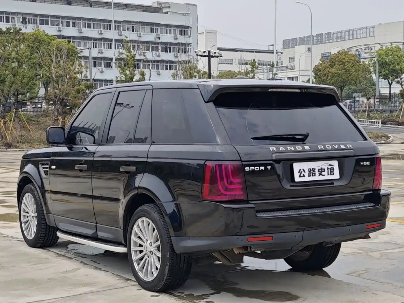 Land Rover Range Rover Sport 2010 3.0 TDV6 HSE Diesel фото 3