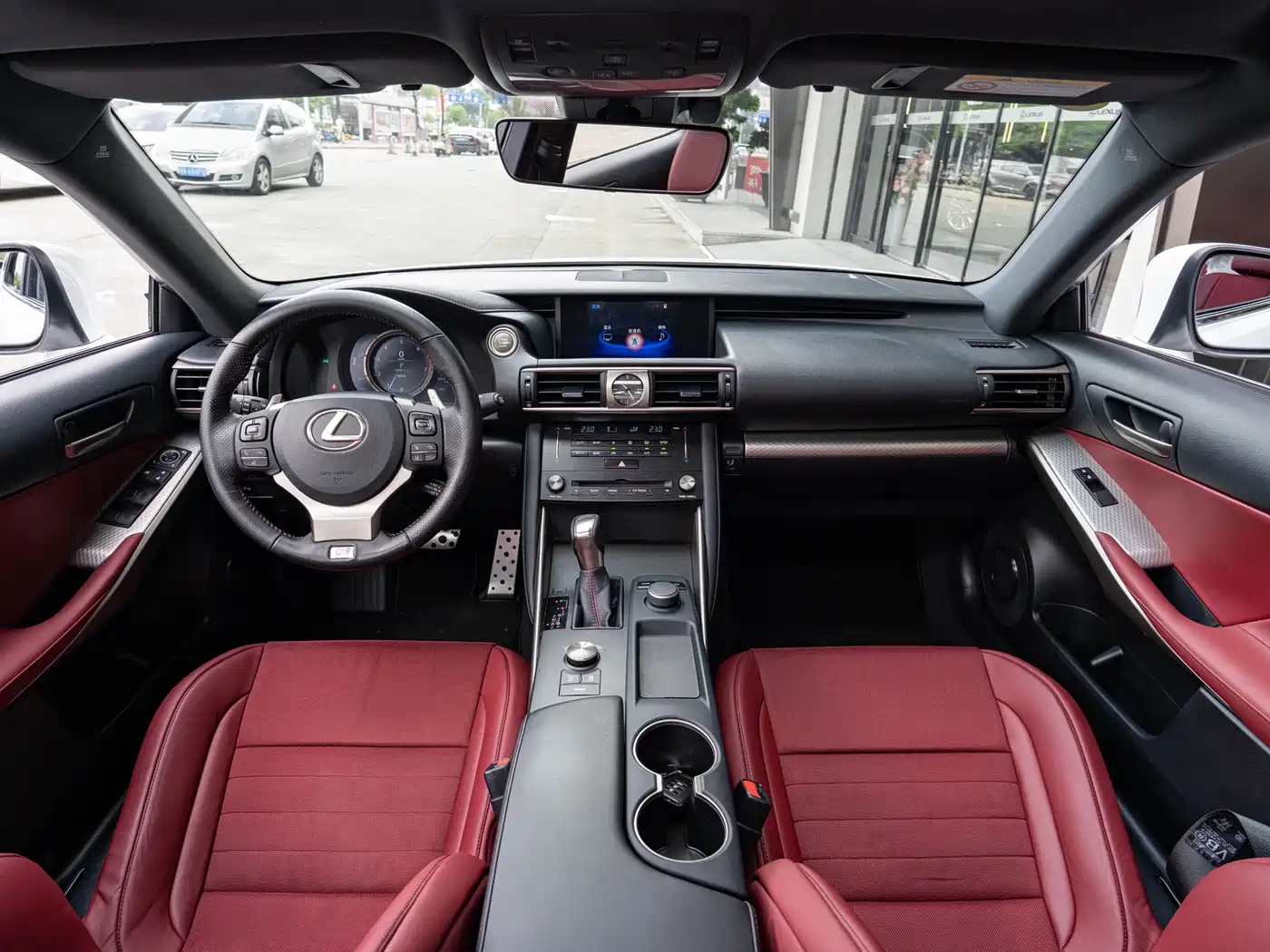 Lexus IS 2019 2017 300 F SPORT