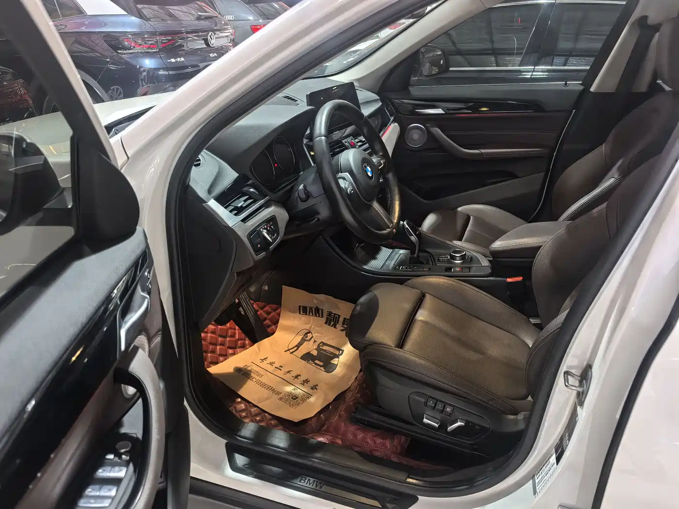 BMW X1 2022 sDrive25Li Leading фото 9