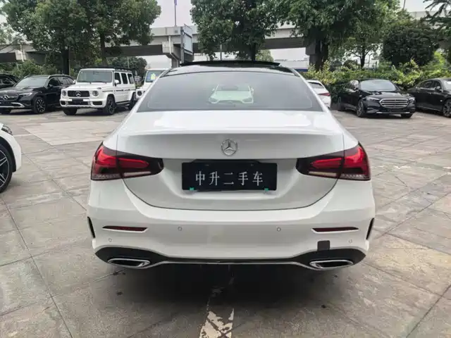 Mercedes-Benz A-Class 2022 Facelift A 200 L Sport Sedan Fashion Style — фото 5