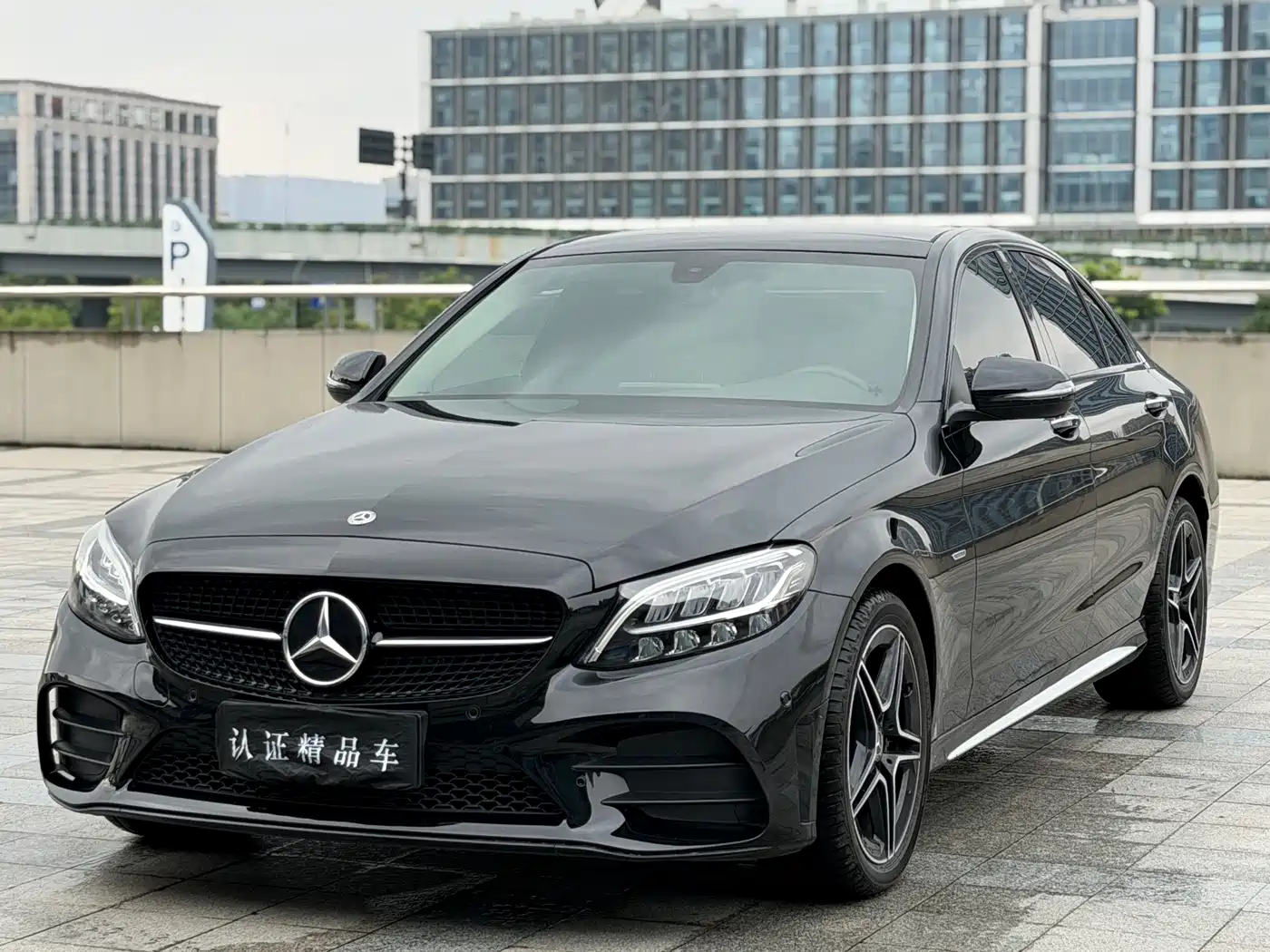 MERCEDES-BENZ CLASS C