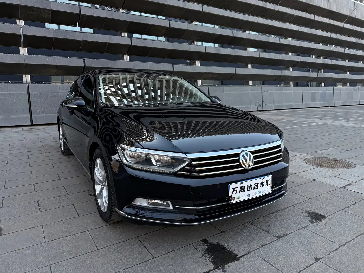 Volkswagen Magotan 2019 330TSI DSG Luxury China V фото 3
