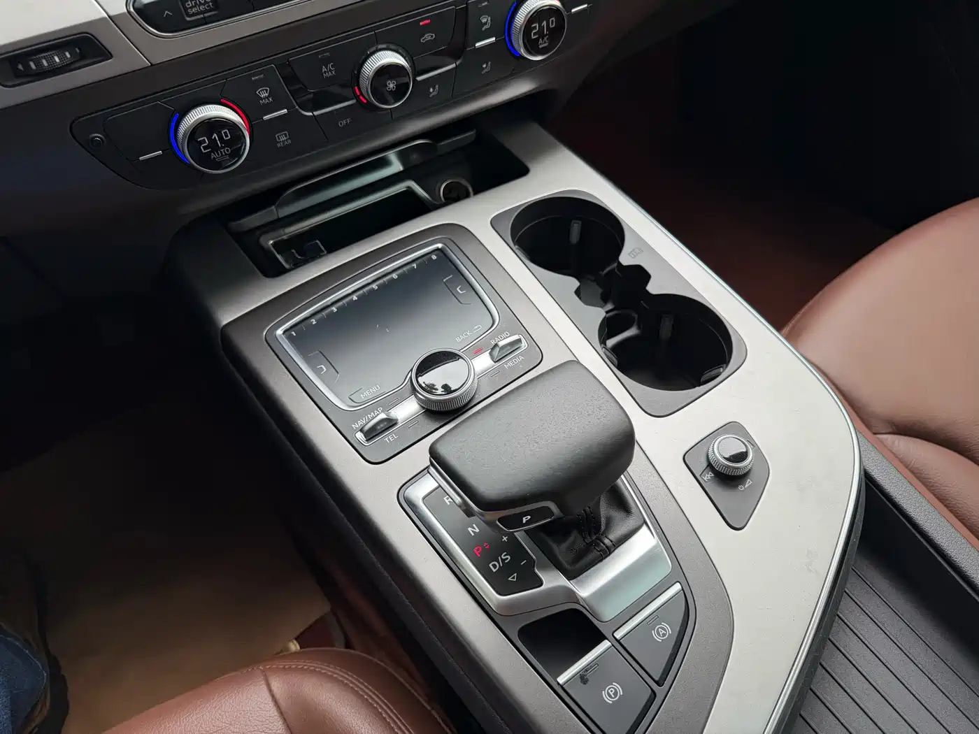 Audi Q7 2016 45 TFSI Technology фото 22