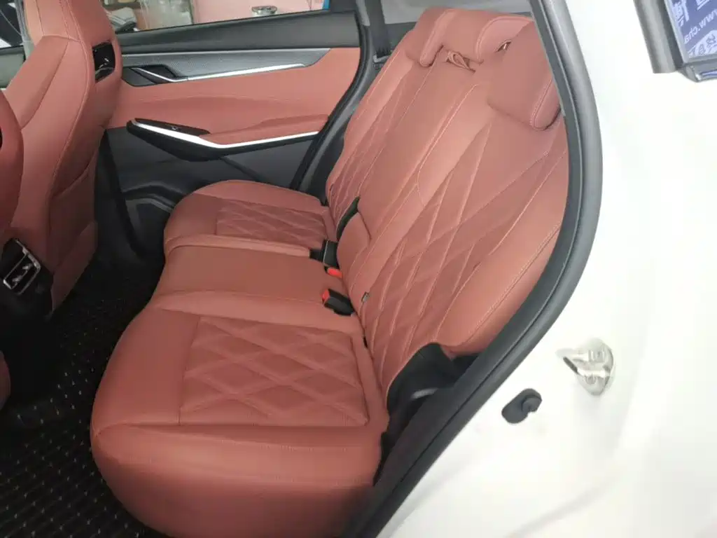 Фото 17 - Changan CS75 PLUS