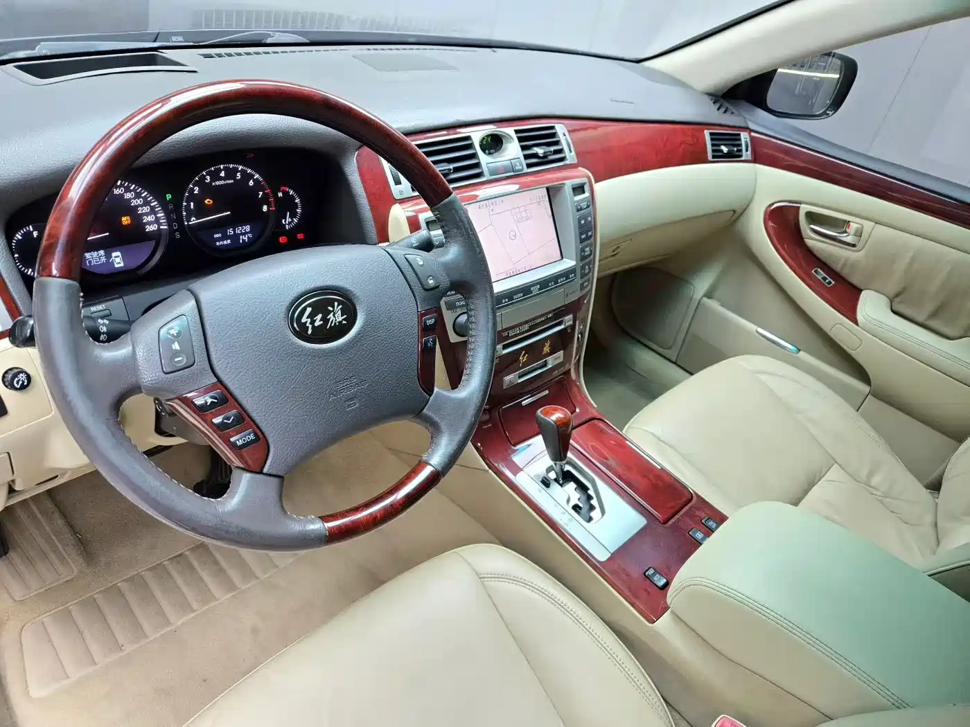 Hongqi Hongqi盛世 2007 HQ300 Government Edition фото 6