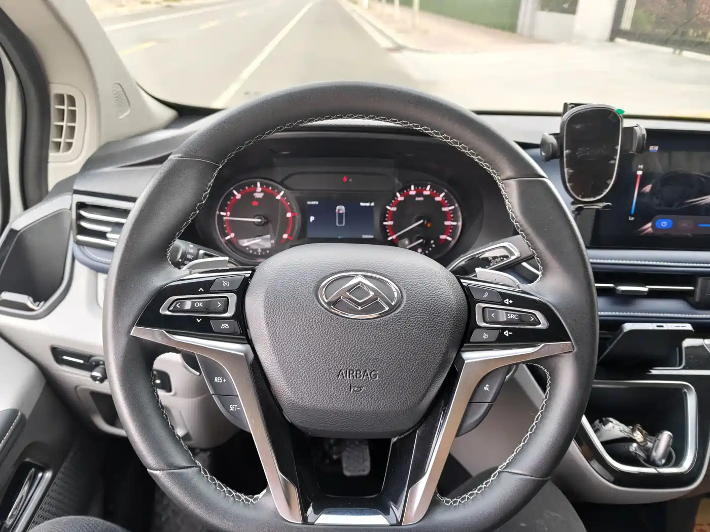 SAIC MAXUS XINTU V70