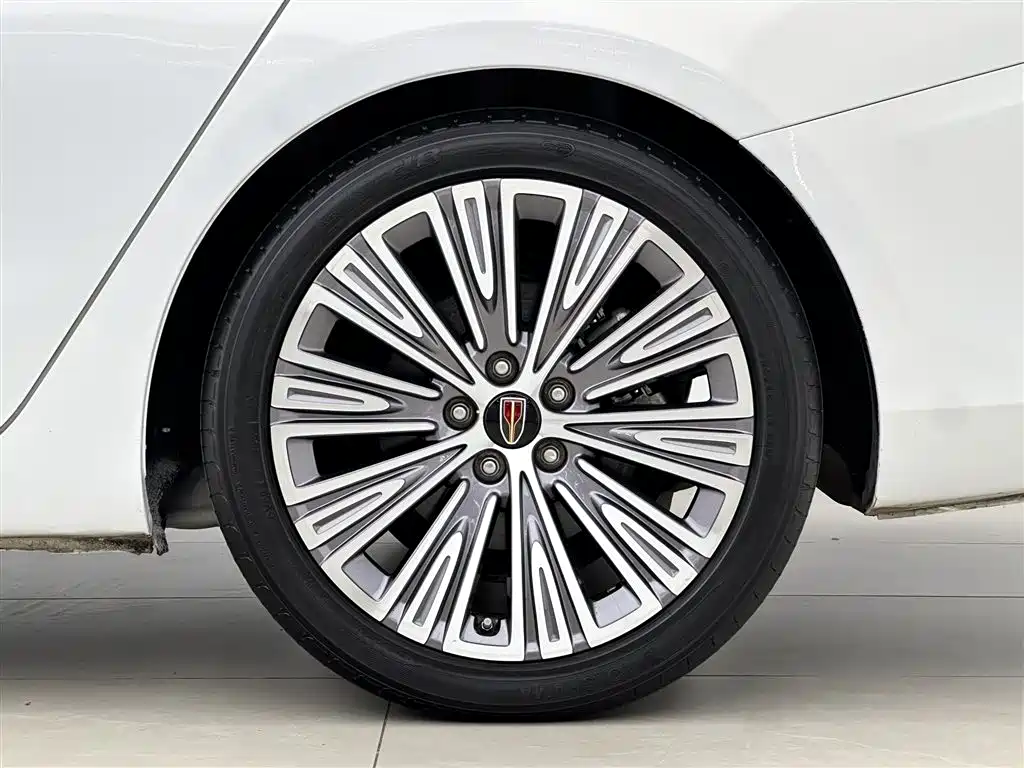 Hongqi H5 2022 Classic Facelift 1.8T Automatic Smart Connect Flag Enjoyment Edition фото 16