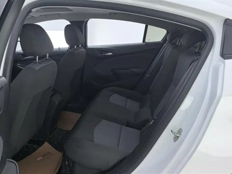 Chevrolet Cruze 2019 2018 Redline 320 Automatic Pioneer Edition
