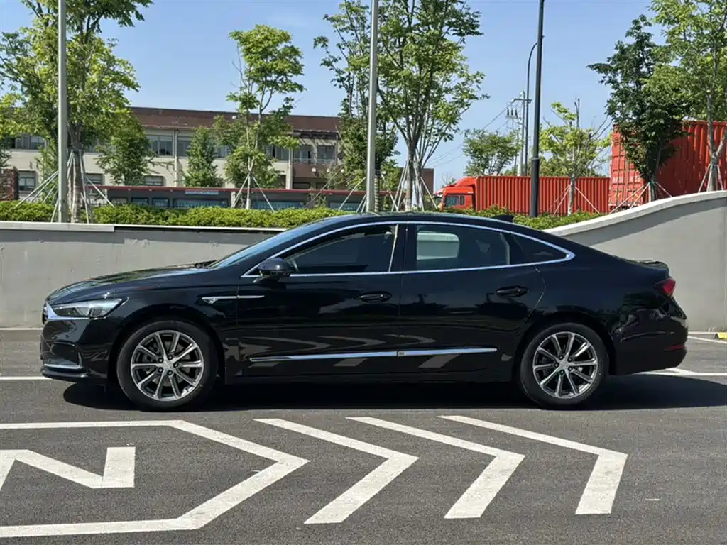 Buick LaCrosse 2022 652T Luxury фото 6
