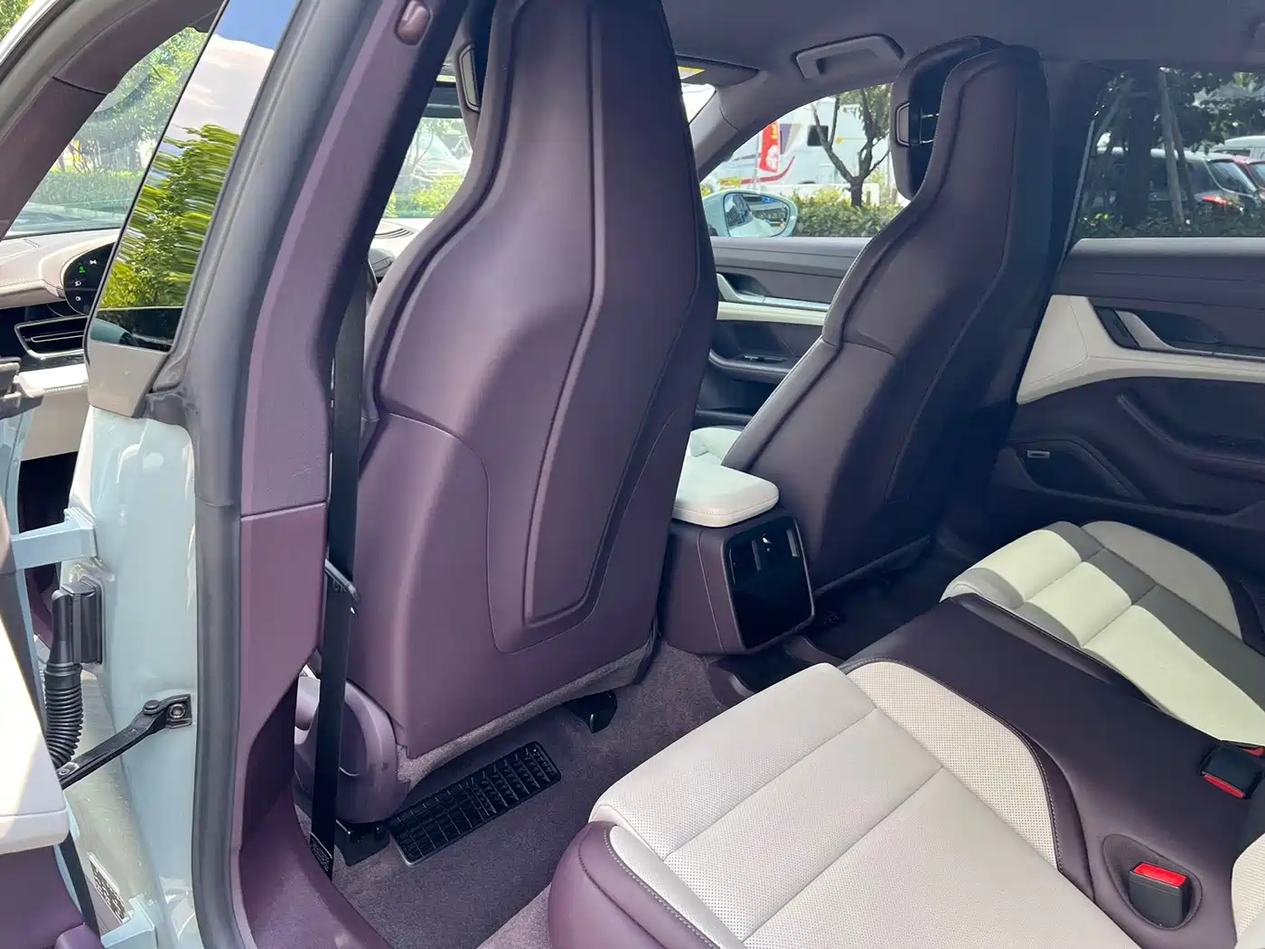 Porsche Taycan 2024 2024 Taycan 4