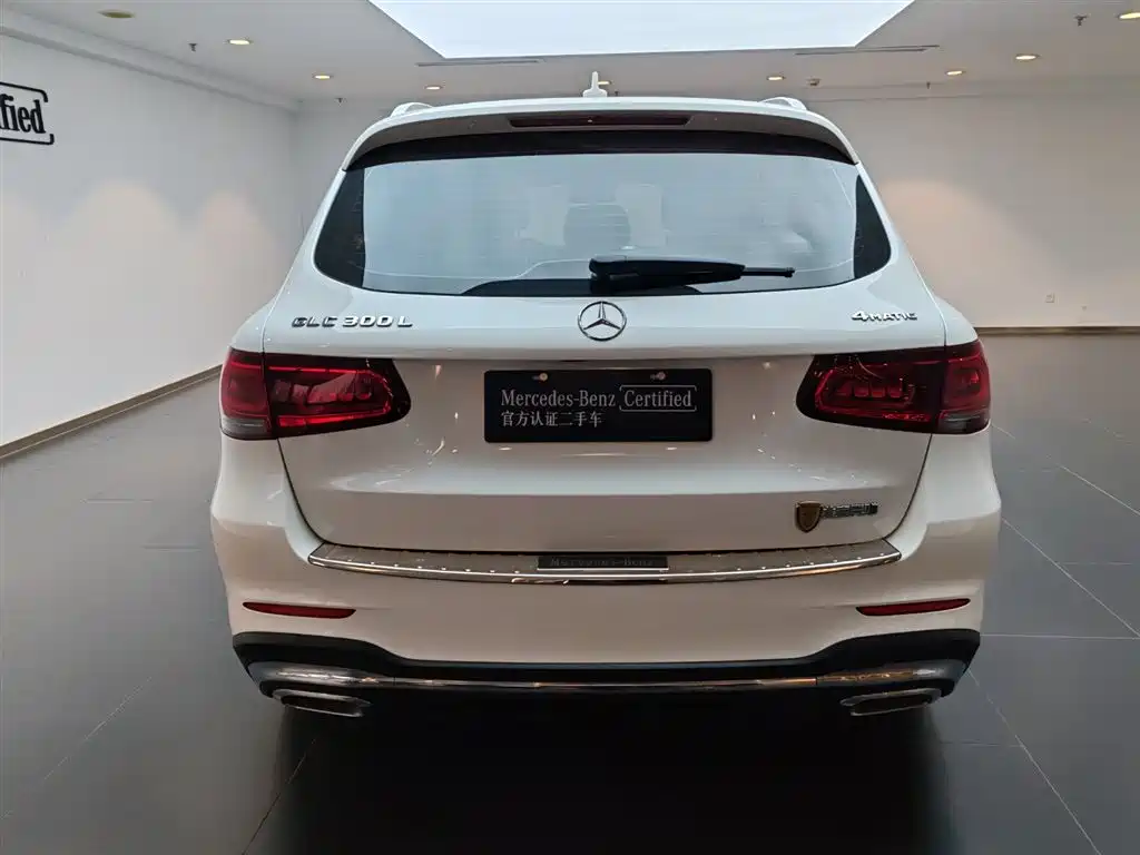 Mercedes-Benz GLC 2020 Facelift GLC 300 L 4MATIC Dynamic фото 7