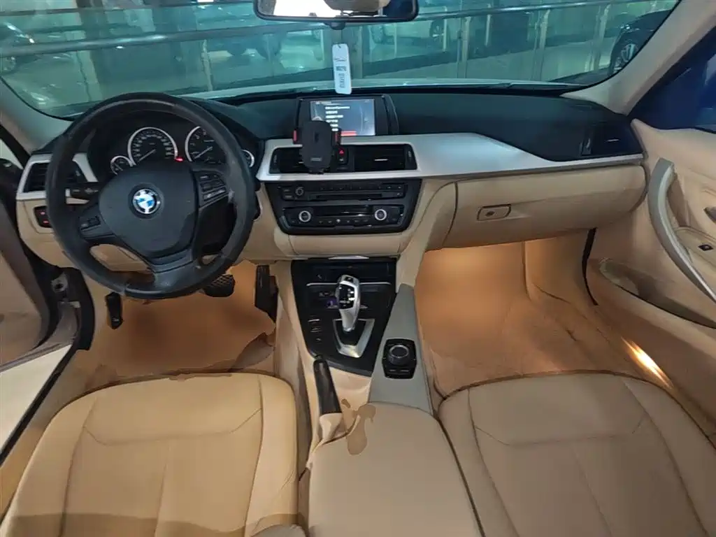 BMW 3 Series 2015 320Li Fashion фото 10