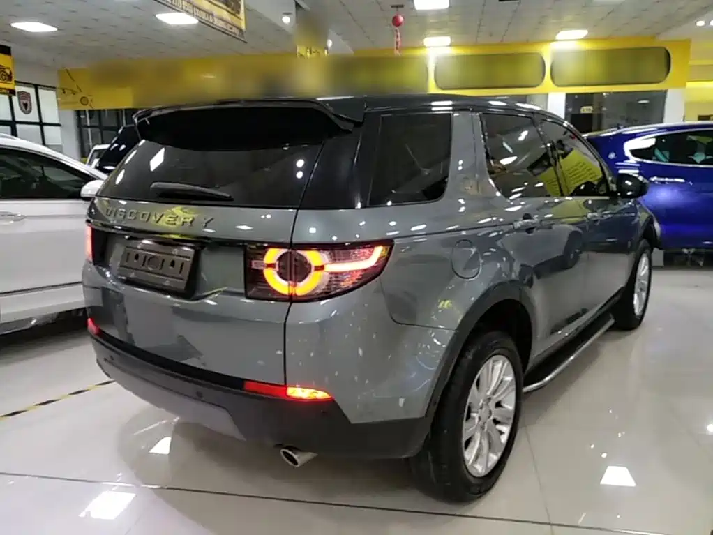 Фото 7 - Land Rover Discovery Sport