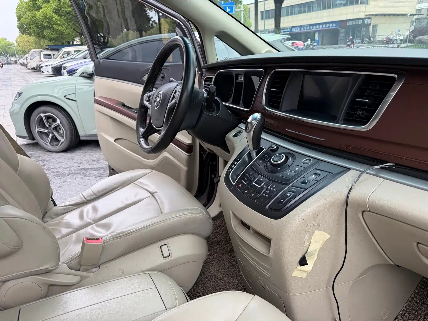 Buick GL8 2017 25S Luxury China V фото 16