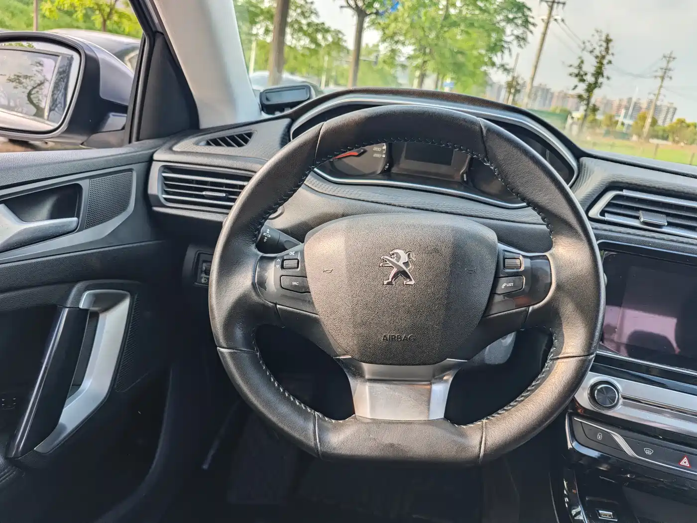 Peugeot 308 2018 230THP Auto Luxury Edition фото 15