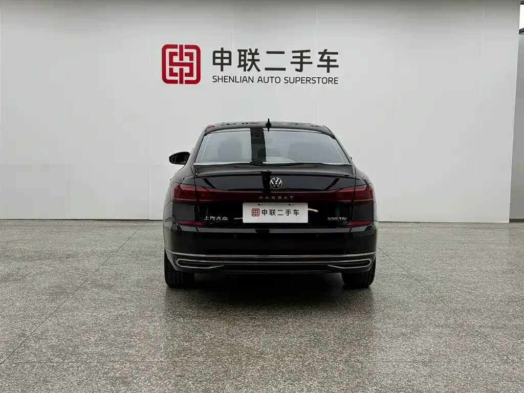 Volkswagen Passat 2022 330TSI Starlight Elite Edition фото 3