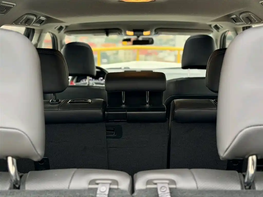 Toyota Prado 2019 3.5L Automatic TX-L Zunxiang Edition фото 18