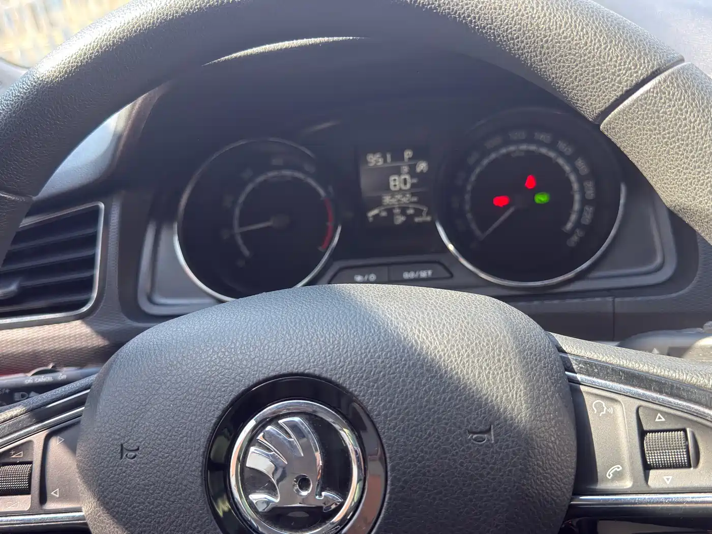 SKODA KOMICK