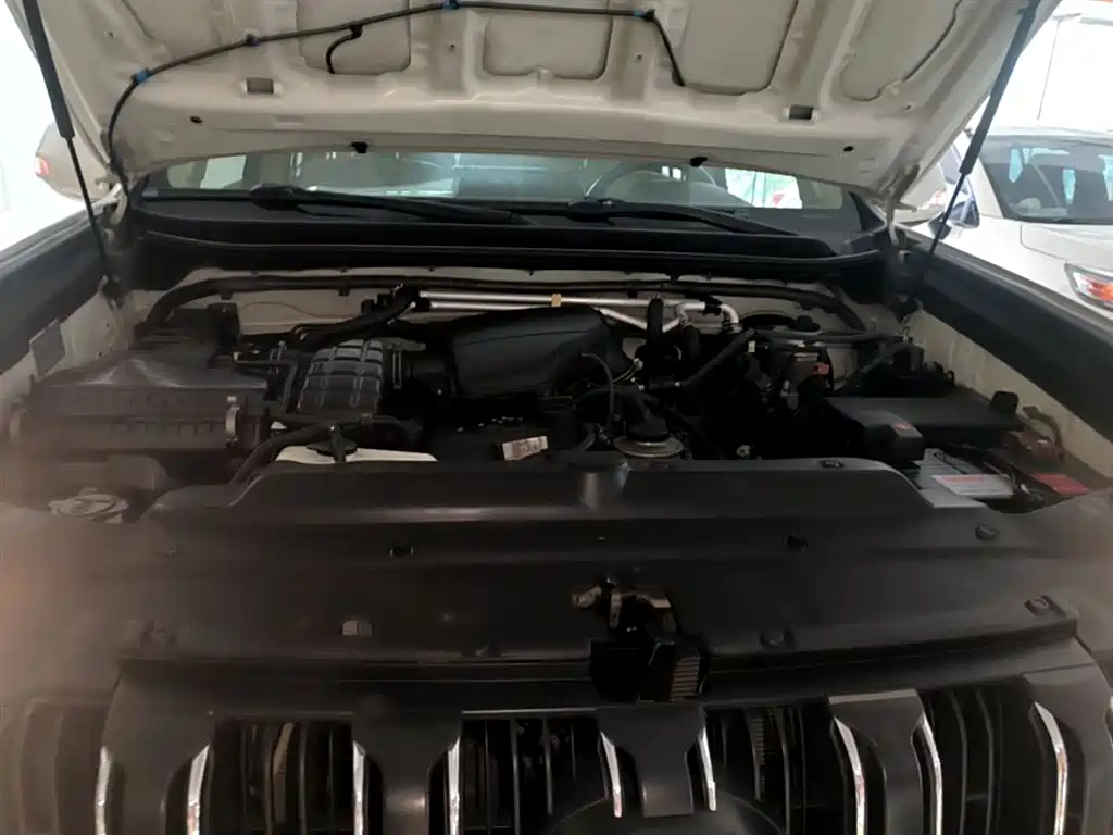 Toyota Prado 2015 2.7L Automatic Luxury фото 20