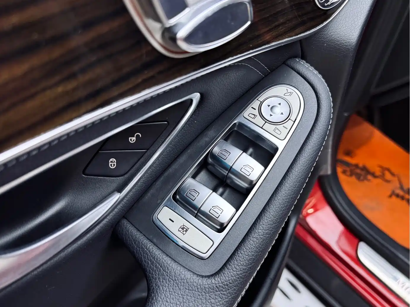 Mercedes-Benz GLC 2017 GLC 260 4MATIC Dynamic фото 12