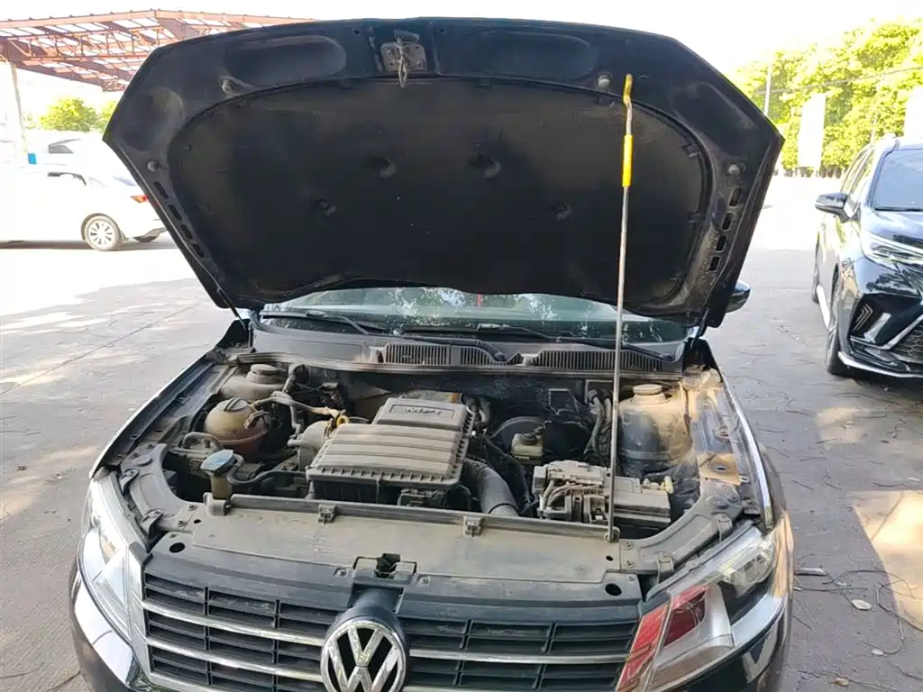 Volkswagen Lavida 2013 Facelift Classic 1.6L Automatic Trend фото 20