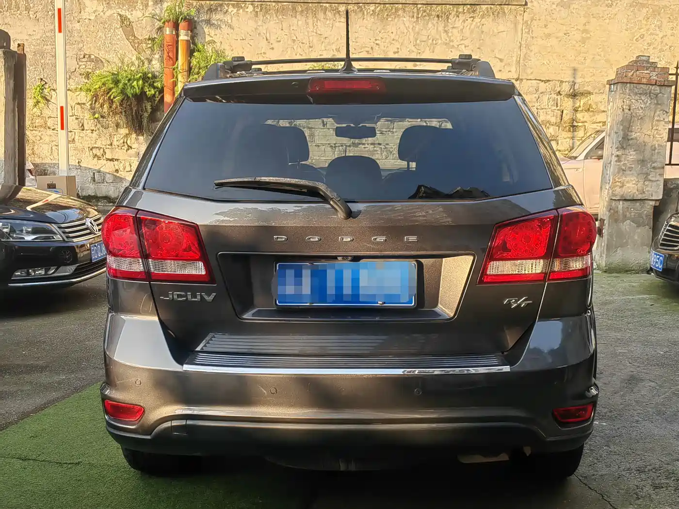 Dodge Journey 2014 2013 Model 2.4L 2WD Premium Edition