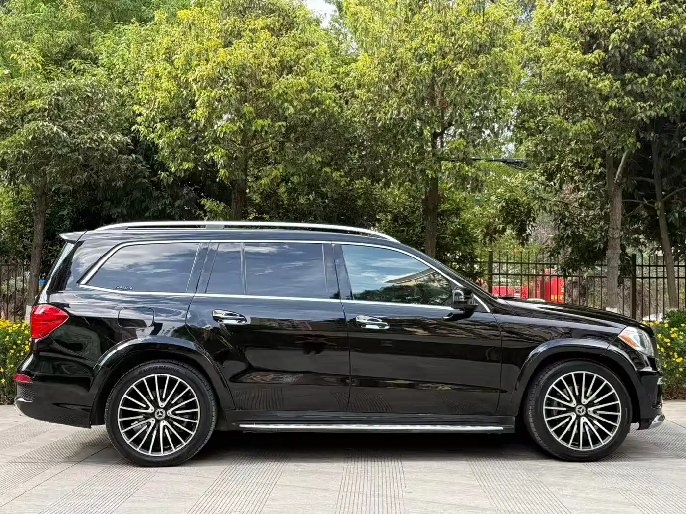Mercedes-Benz GL-Class 2015 GL 400 4MATIC Luxury фото 16