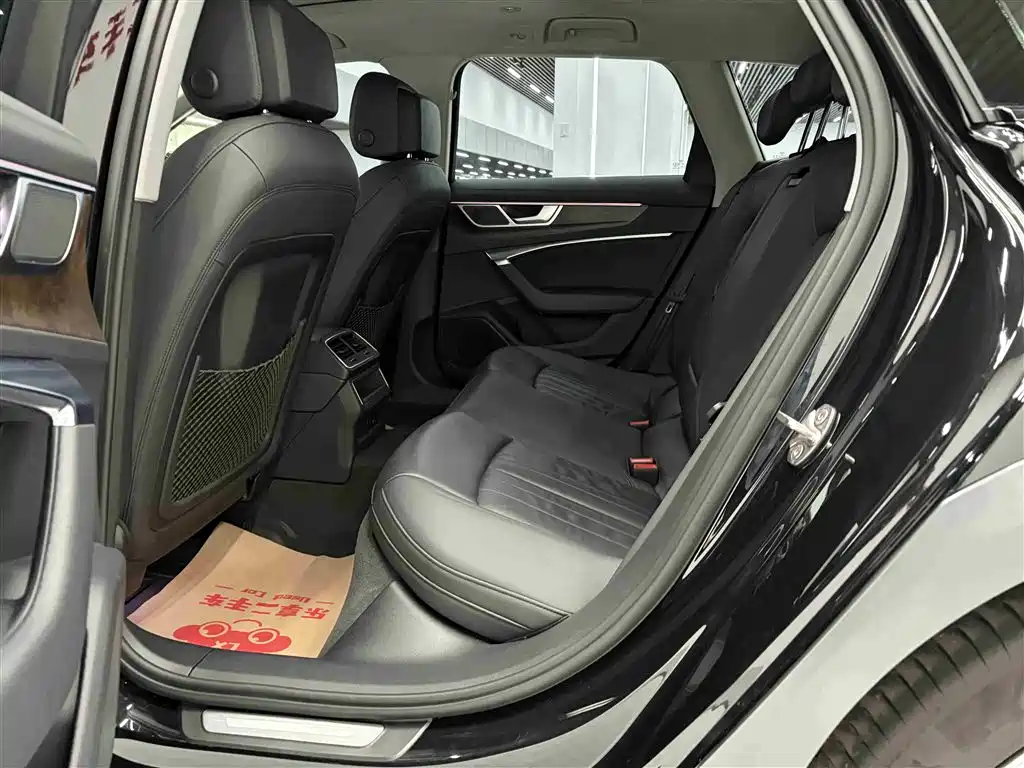 Audi A6 (Import) 2021 allroad quattro Explorer 55 TFSI Premium Off-road фото 18
