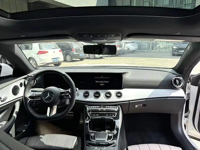 Mercedes-Benz E-Class (Import) 2023 E 260 Coupe фото 6