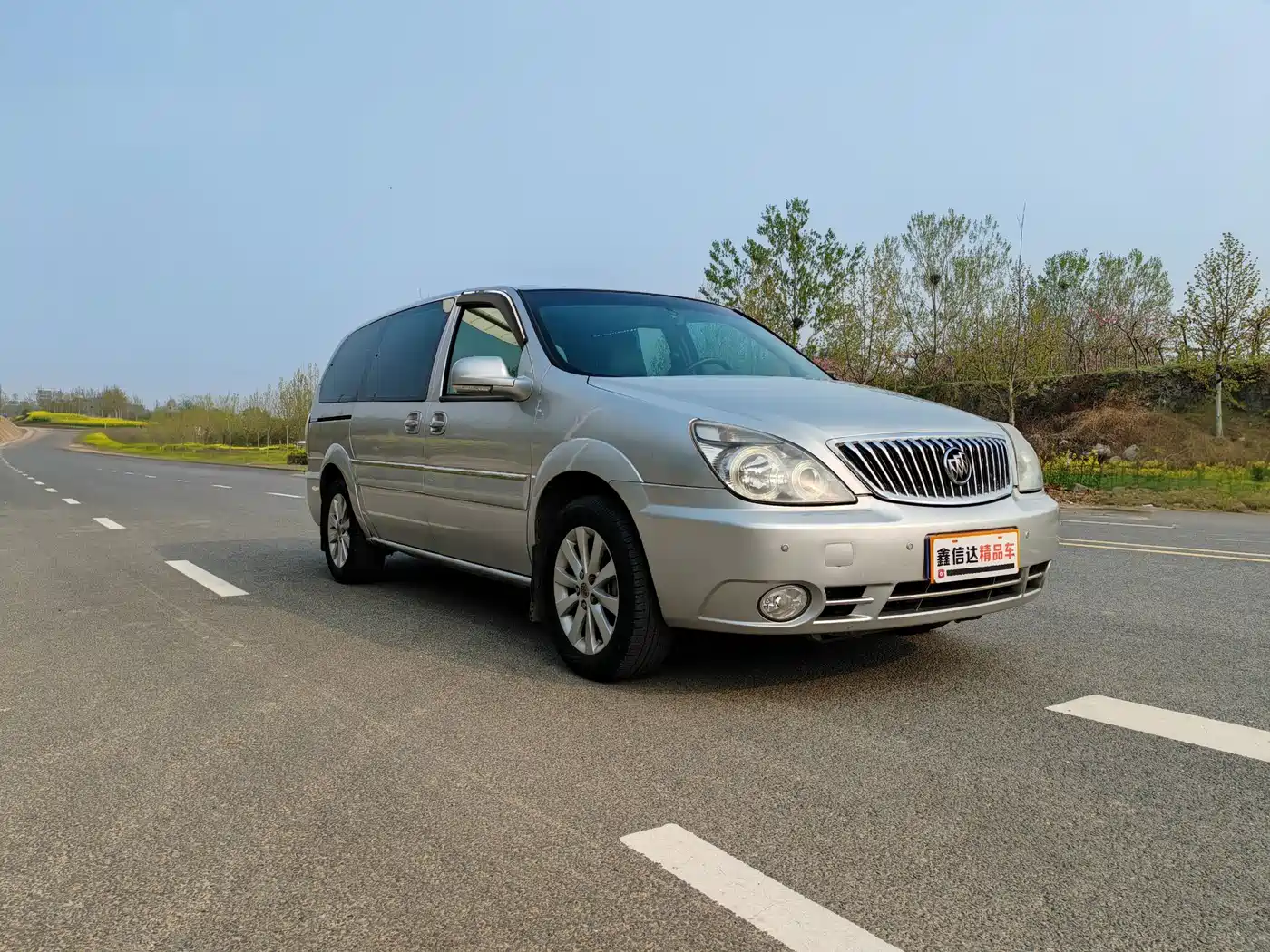 Buick GL8 2014 2.4L Classic Edition фото 3