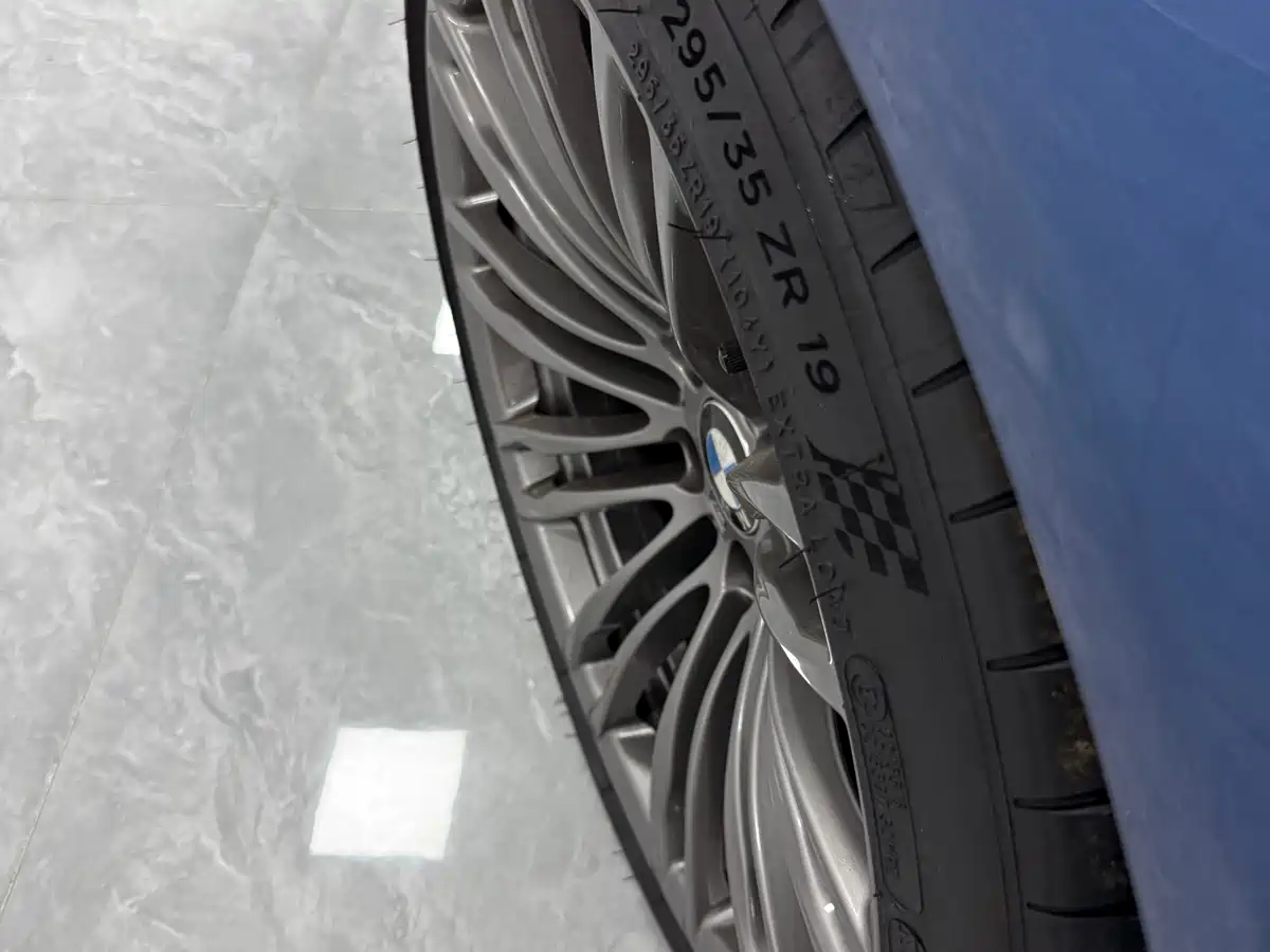 BMW M5 2012 M5 фото 21