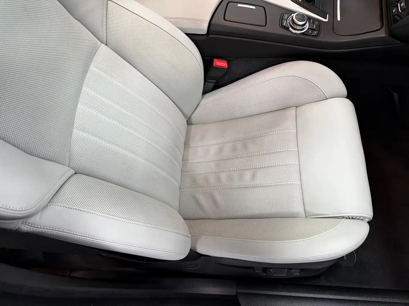 BMW M5 2012 M5 фото 20