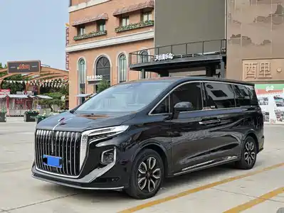Hongqi HQ9
