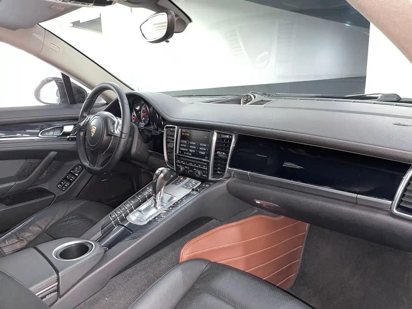 Porsche Panamera 2013 Panamera Platinum Edition 3.6L фото 13
