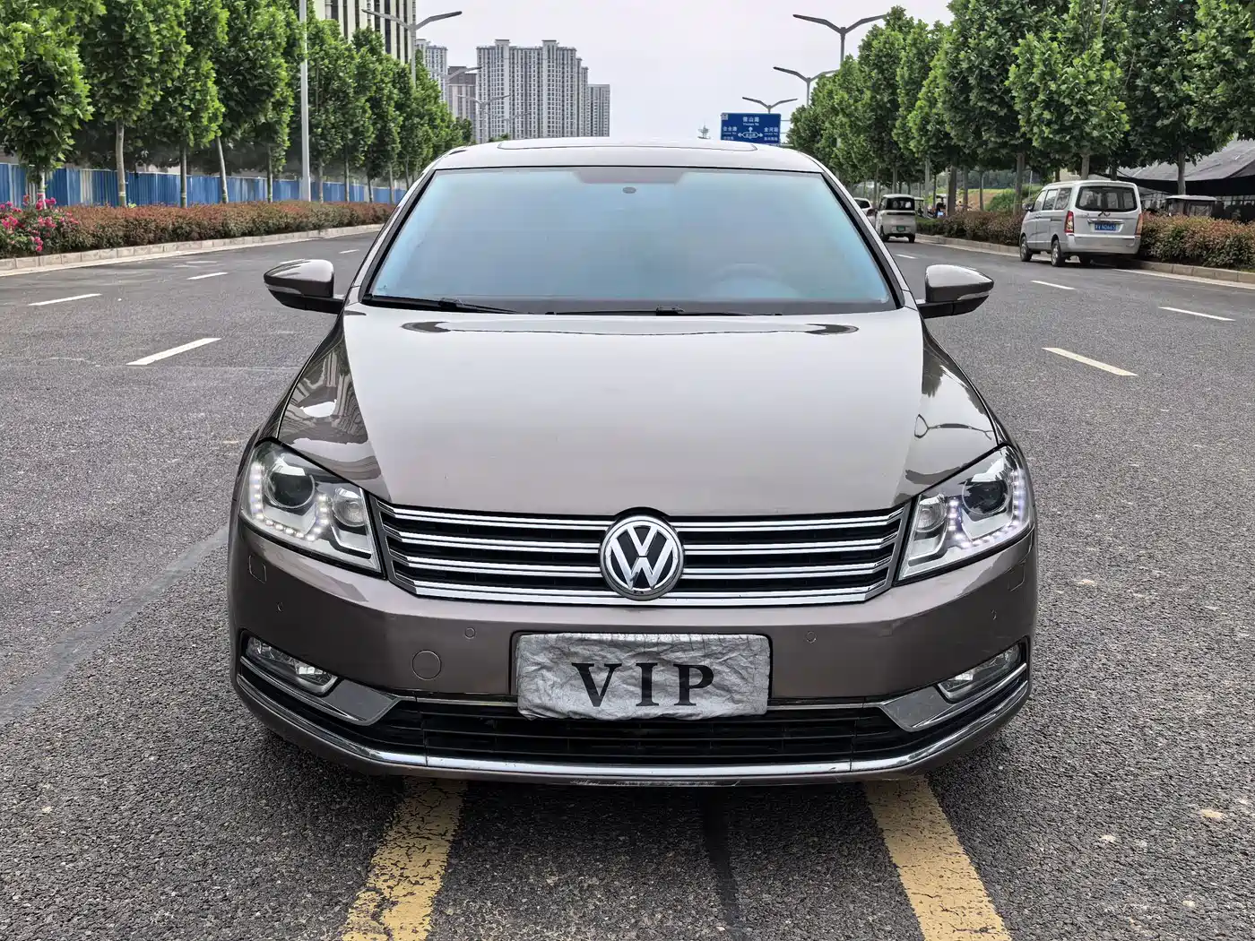 Volkswagen Magotan 2015 1.8TSI Luxury фото 2
