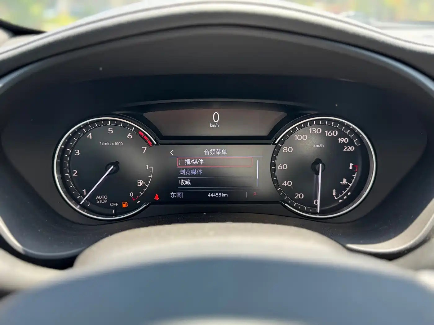 Cadillac XT4 2021 28T FWD Premium Edition фото 23