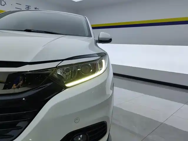 Honda Vezel 2020 1.5L CVT Pioneer — фото 5
