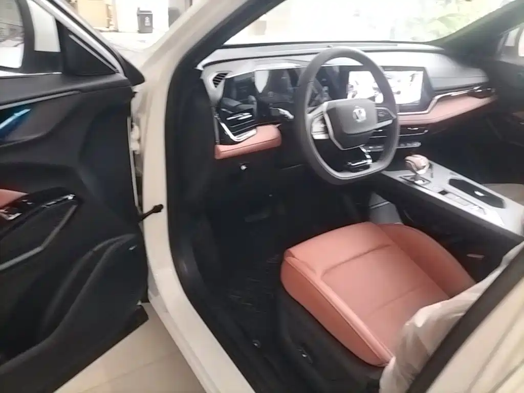 Changan X5 PLUS 2026 2026 1.5T Standard Edition