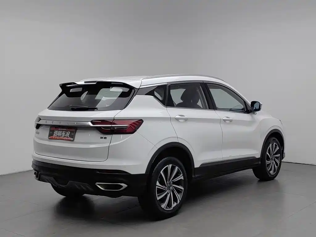 Фото 2 - Geely Coolray