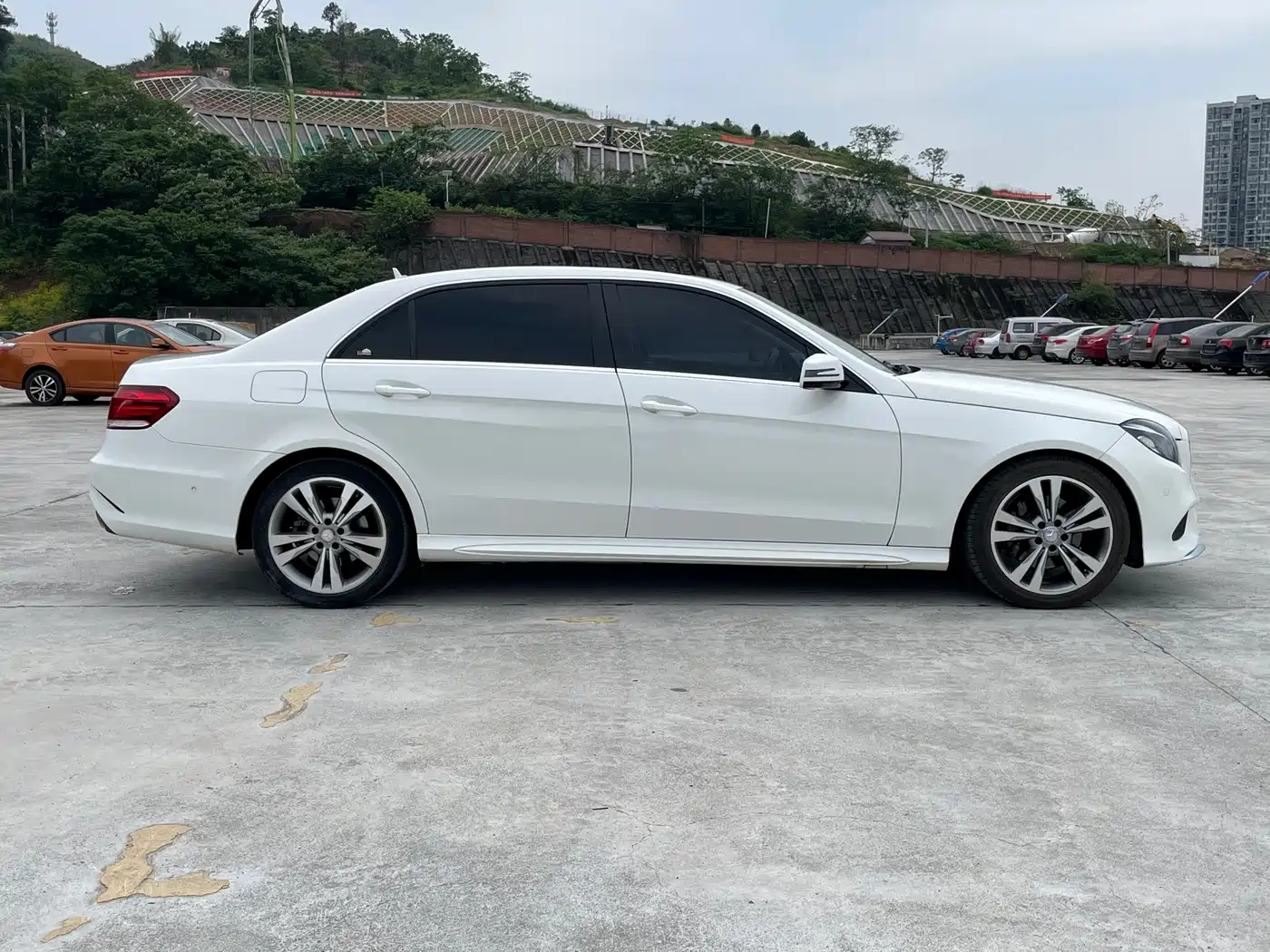 Mercedes-Benz E-Class 2014 Facelift E 260 L Sport фото 4