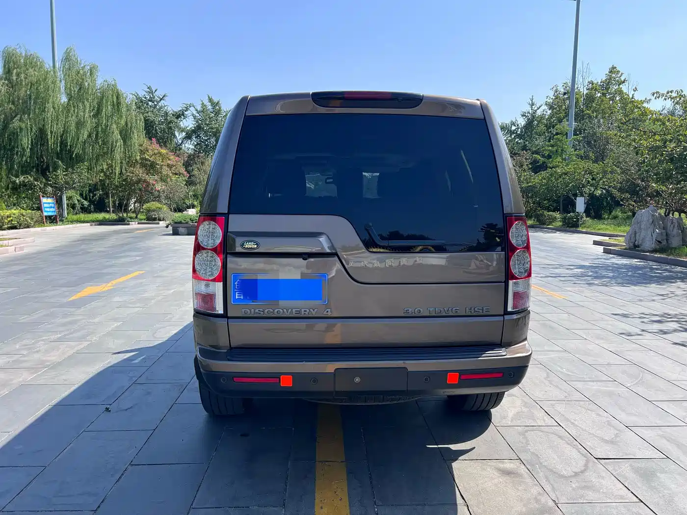 Land Rover Discovery 2010 3.0TDV6 HSE Diesel фото 5